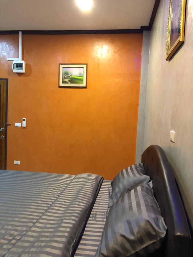 Nonthun 1 Hostel Khon Kaen Exterior foto